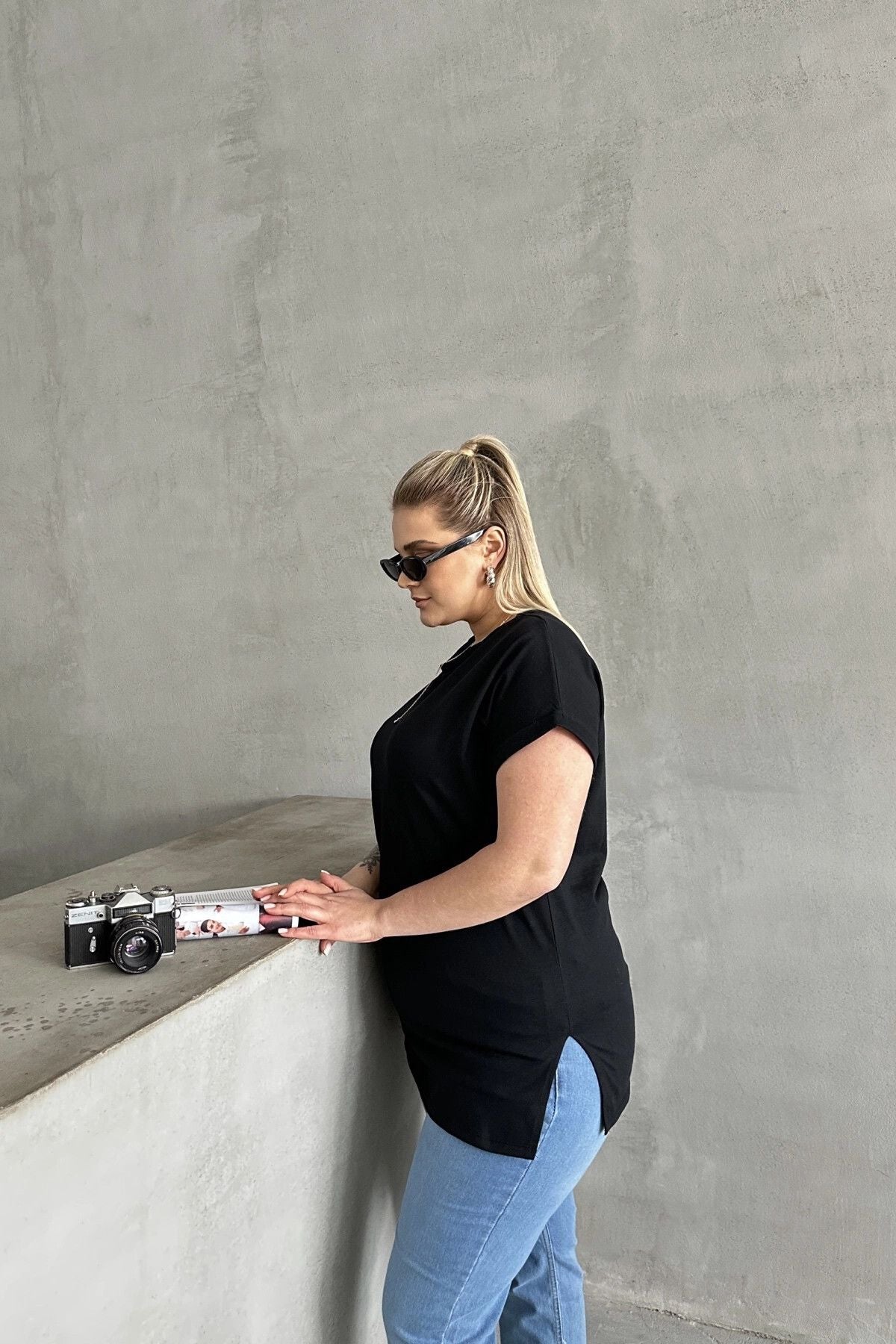 Büyük Beden Kısa Kollu Bisiklet Yaka Yanları Yırtmaçlı Basic T-shirt RFT-01