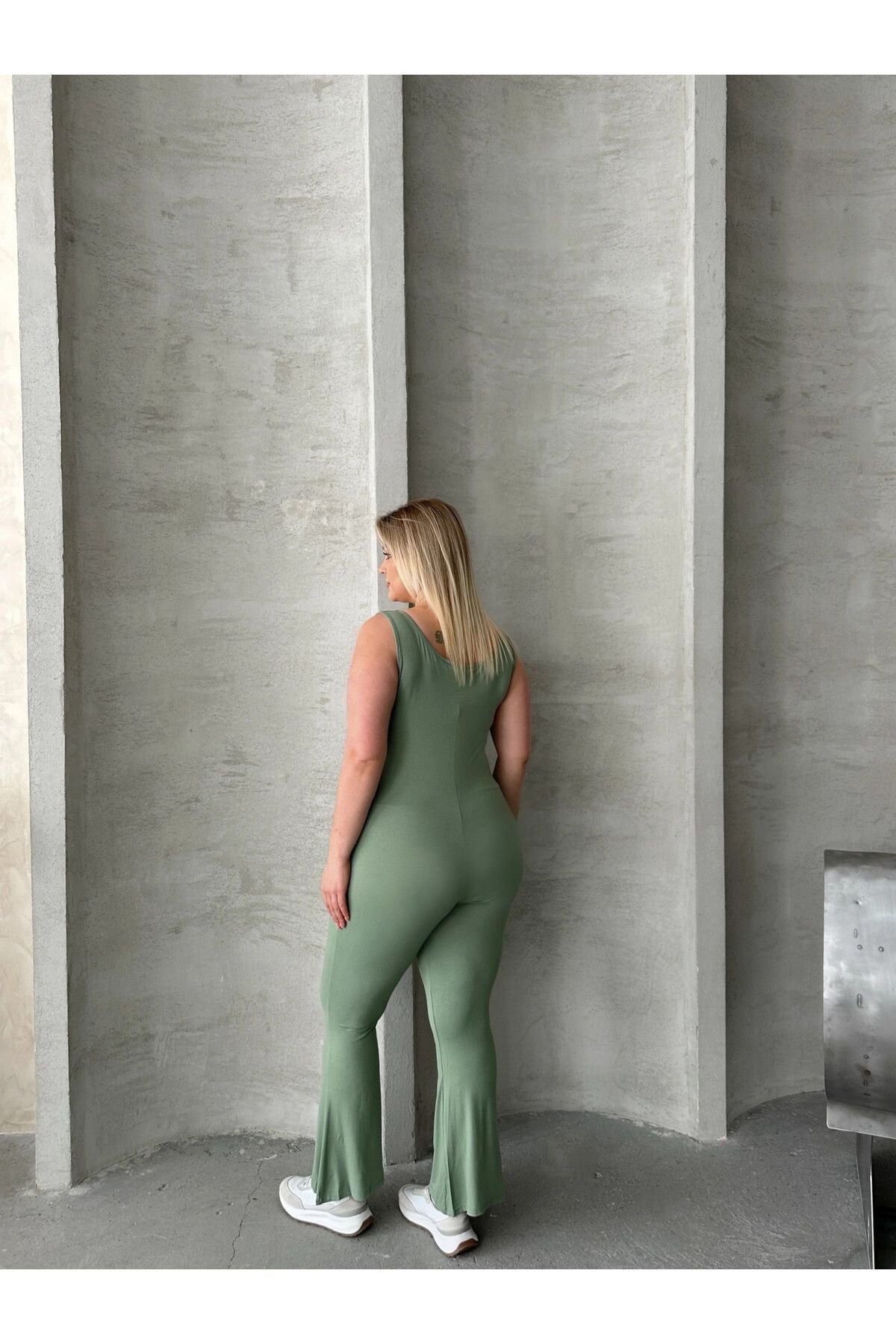 Büyük Beden Sıfır Kol İspanyol Paça Kapamasız Esnek Tulum 224983