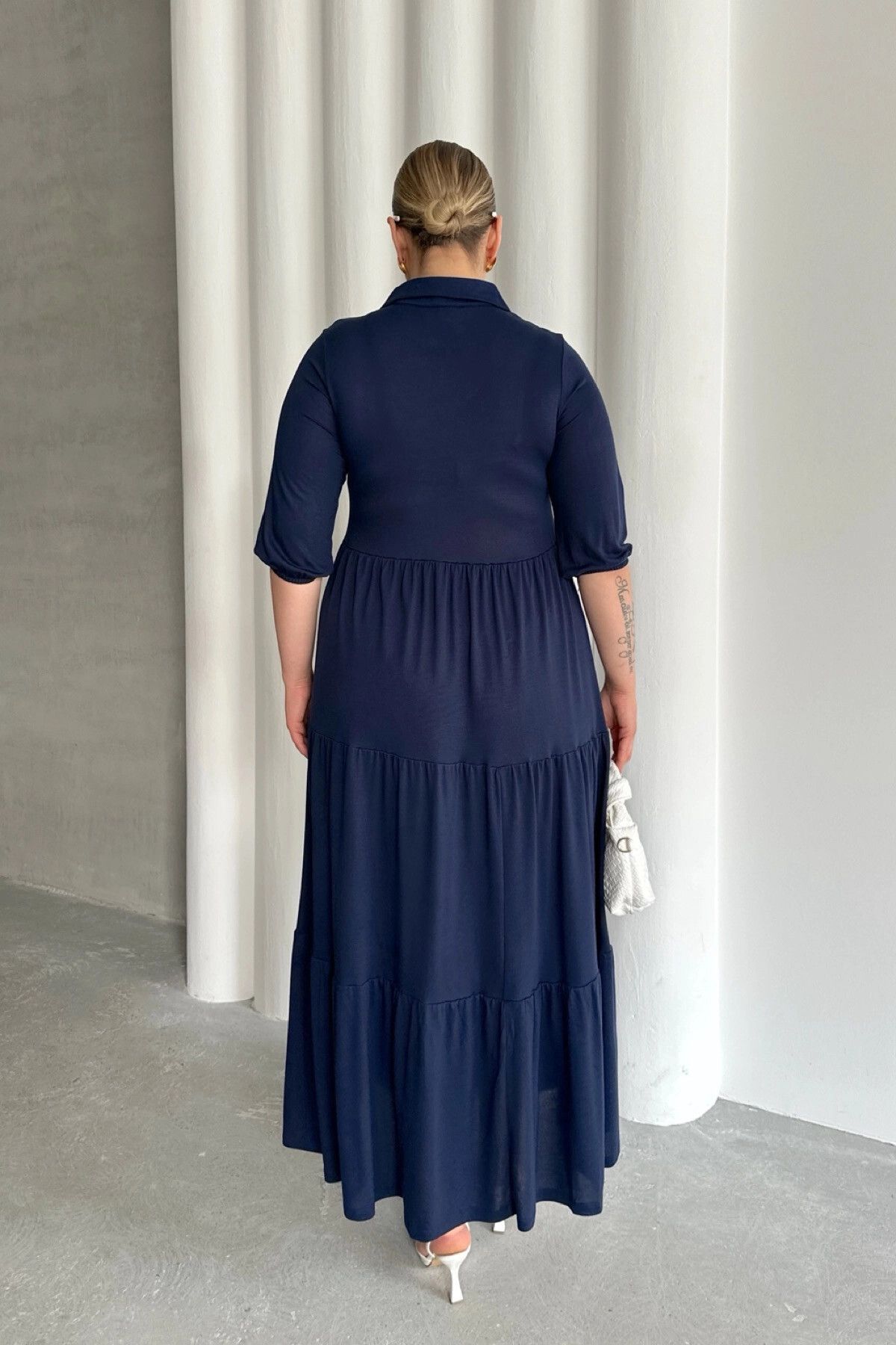 Büyük Beden V Yaka Yarım Kollu Beli Lastikli Uzun Elbise T44