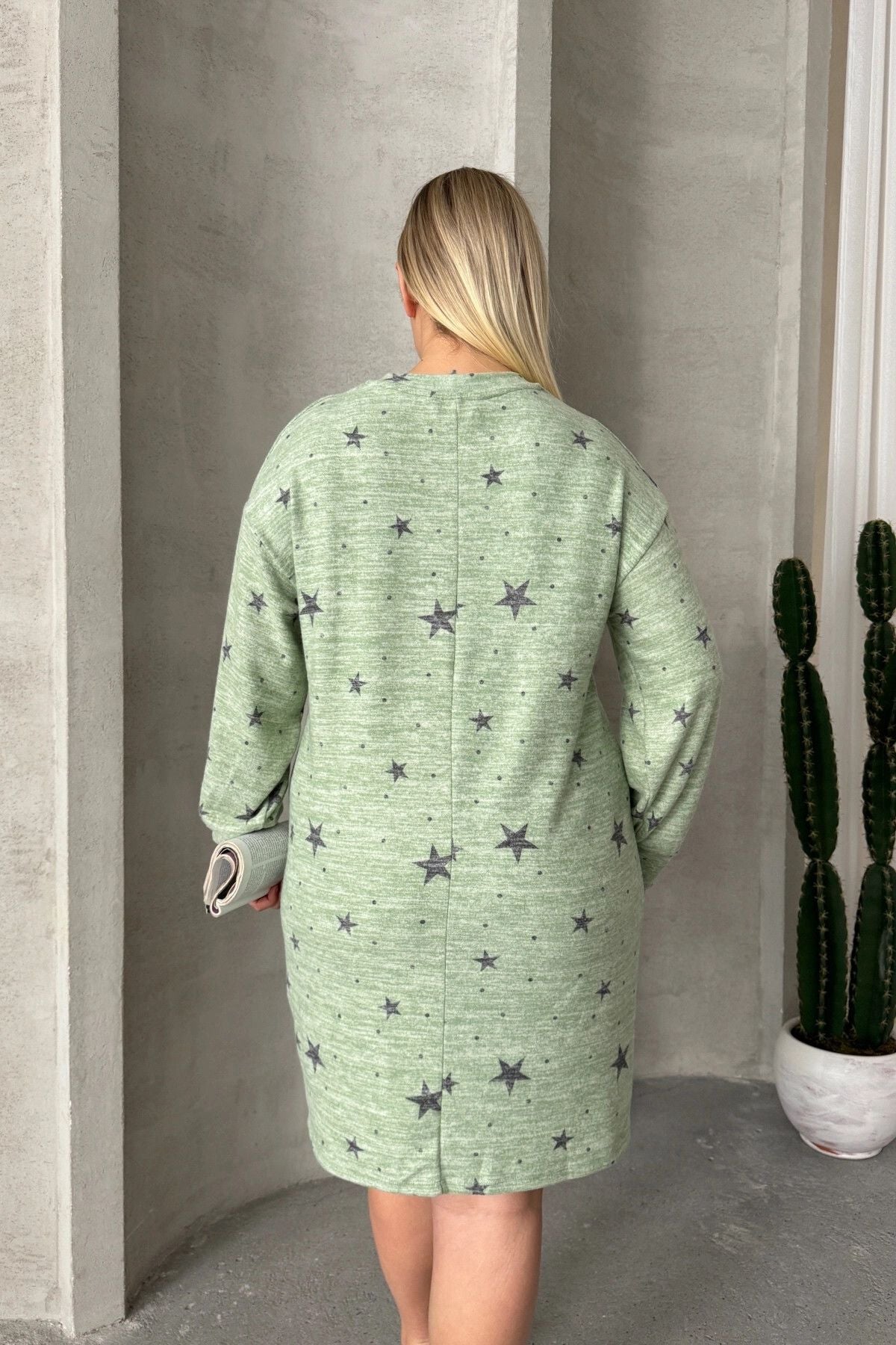 Büyük Beden Uzun Kollu Bisiklet Yaka Yıldız Desenli Esnek Elbise 84-158