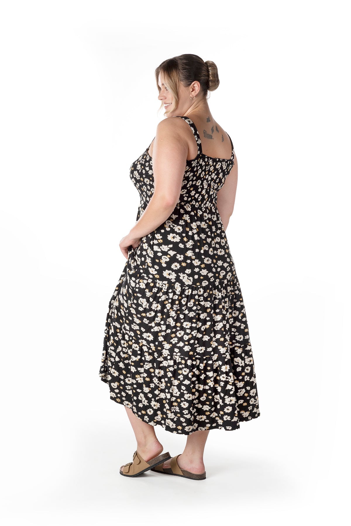 Büyük Beden Çiçek Desenli Kalın Askılı Beli Lastikli Elbise T-83