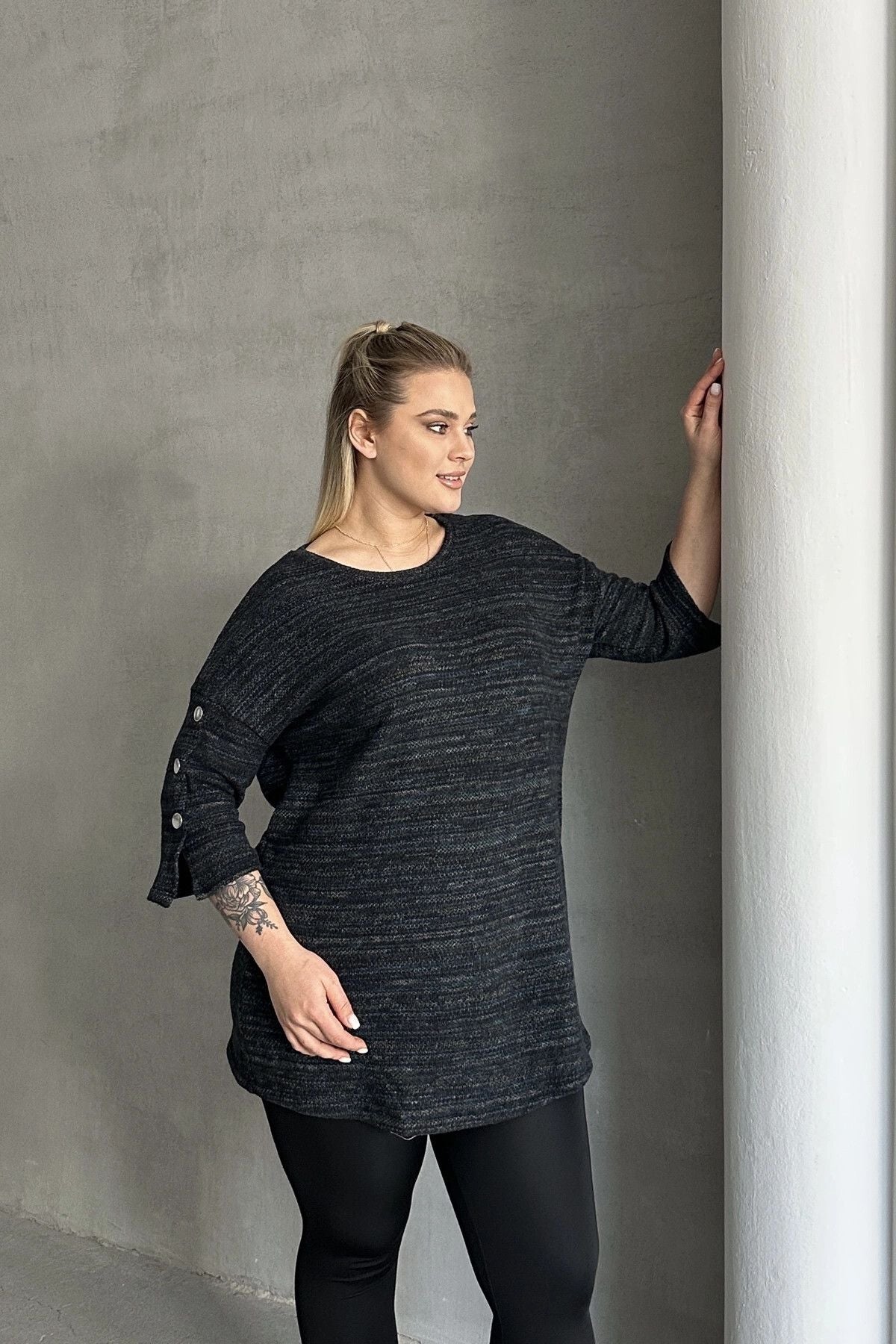 Büyük Beden Yarım Kollu Bisiklet Yaka Düğme Detaylı Kırçıllı Kazak 303691