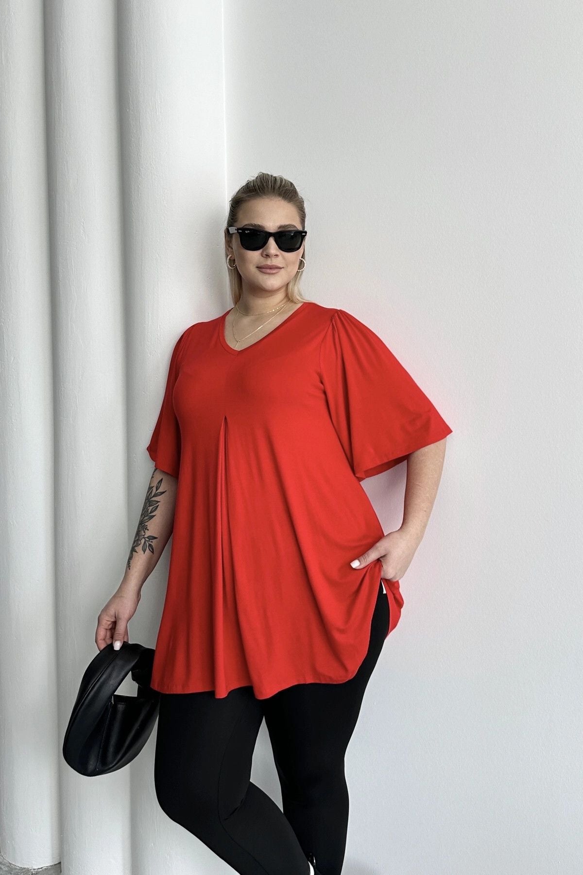 Büyük Beden V Yaka Desensiz Asimetrik Kesim Likralı Bluz MDL-5