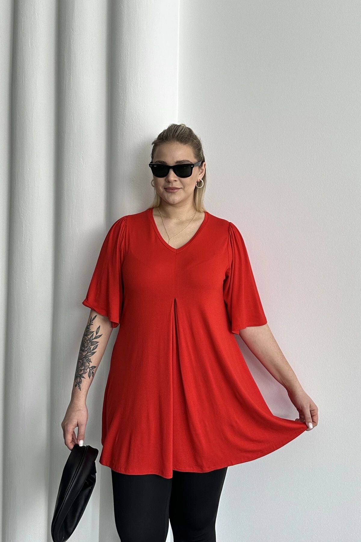 Büyük Beden V Yaka Desensiz Asimetrik Kesim Likralı Bluz MDL-5