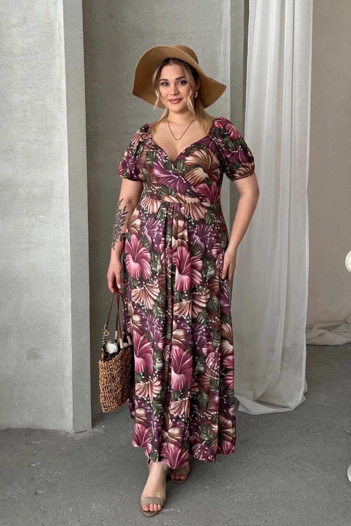 Büyük Beden Kısa Kollu Prenses Yaka Çiçek Desenli Maxi Elbise 74-80