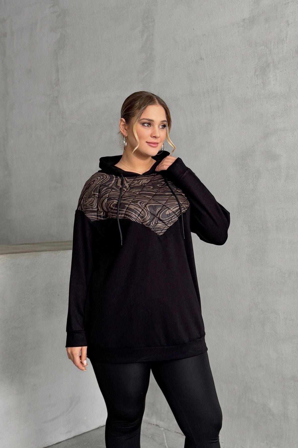 Büyük Beden Uzun Kollu Kapüşonlu Kapitone Detaylı Sweatshirt 300319