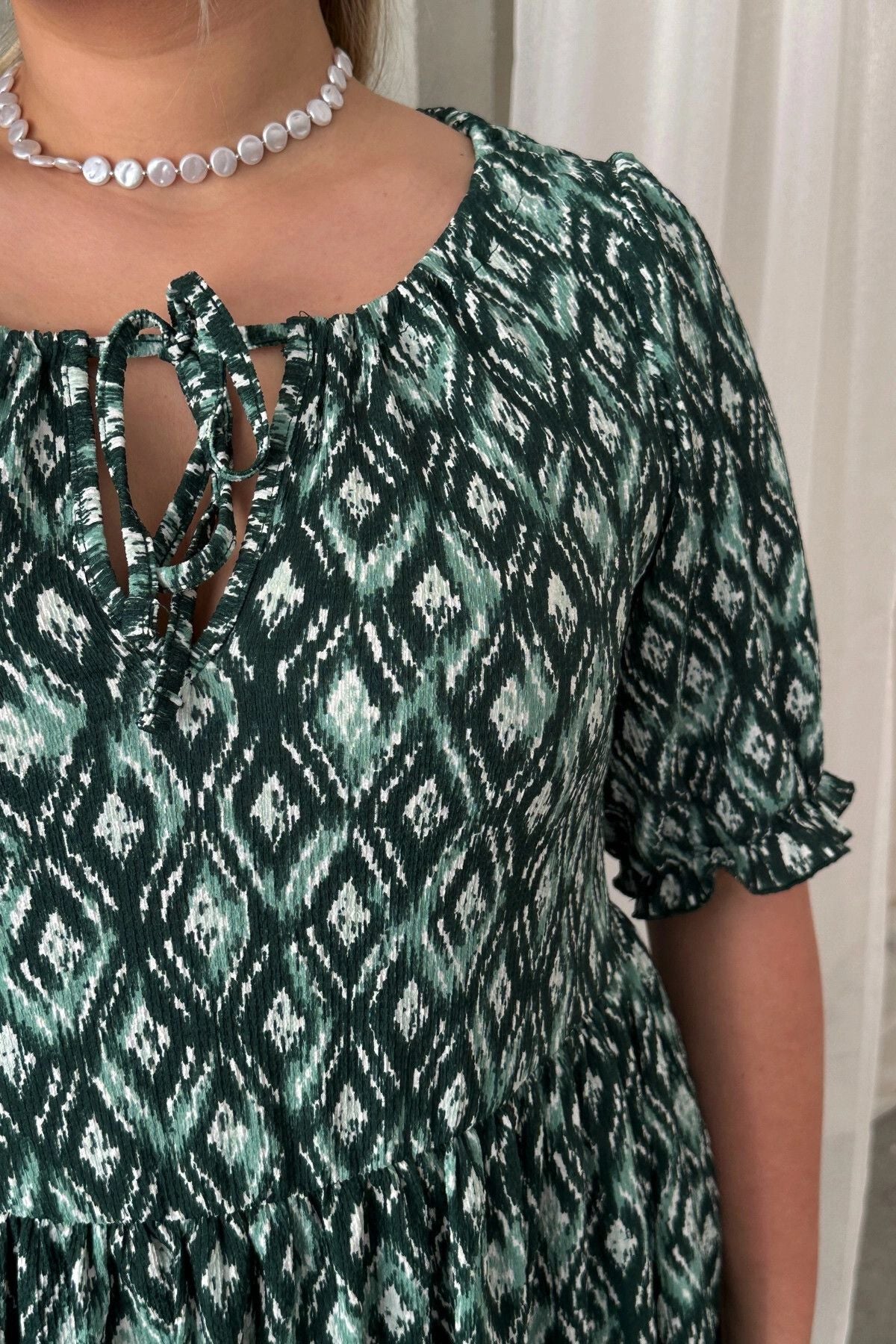 Büyük Beden Önü Bağlamalı Yarım Kollu Desenli Mini Elbise 101-8