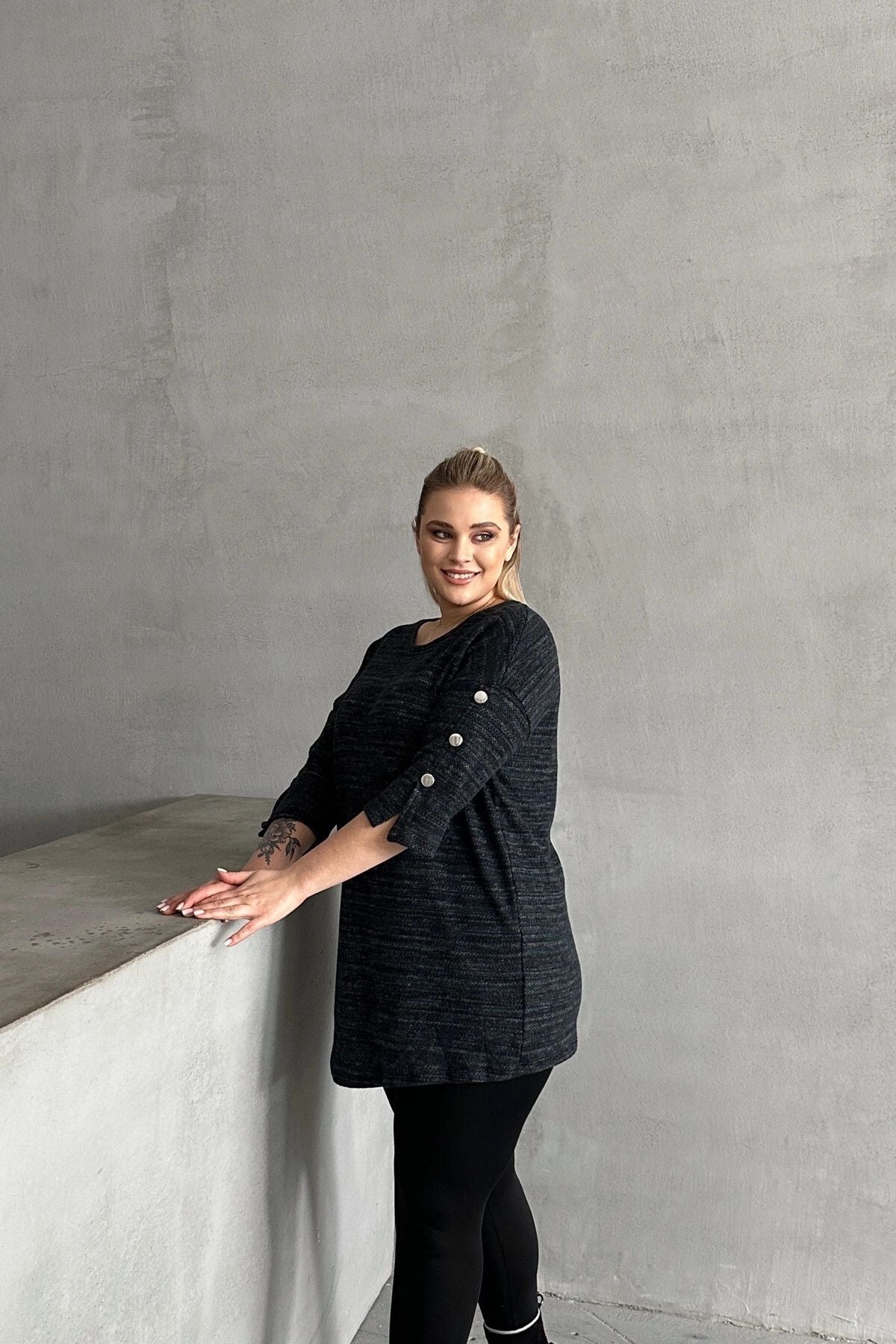 Büyük Beden Yarım Kollu Bisiklet Yaka Düğme Detaylı Kırçıllı Kazak 303691