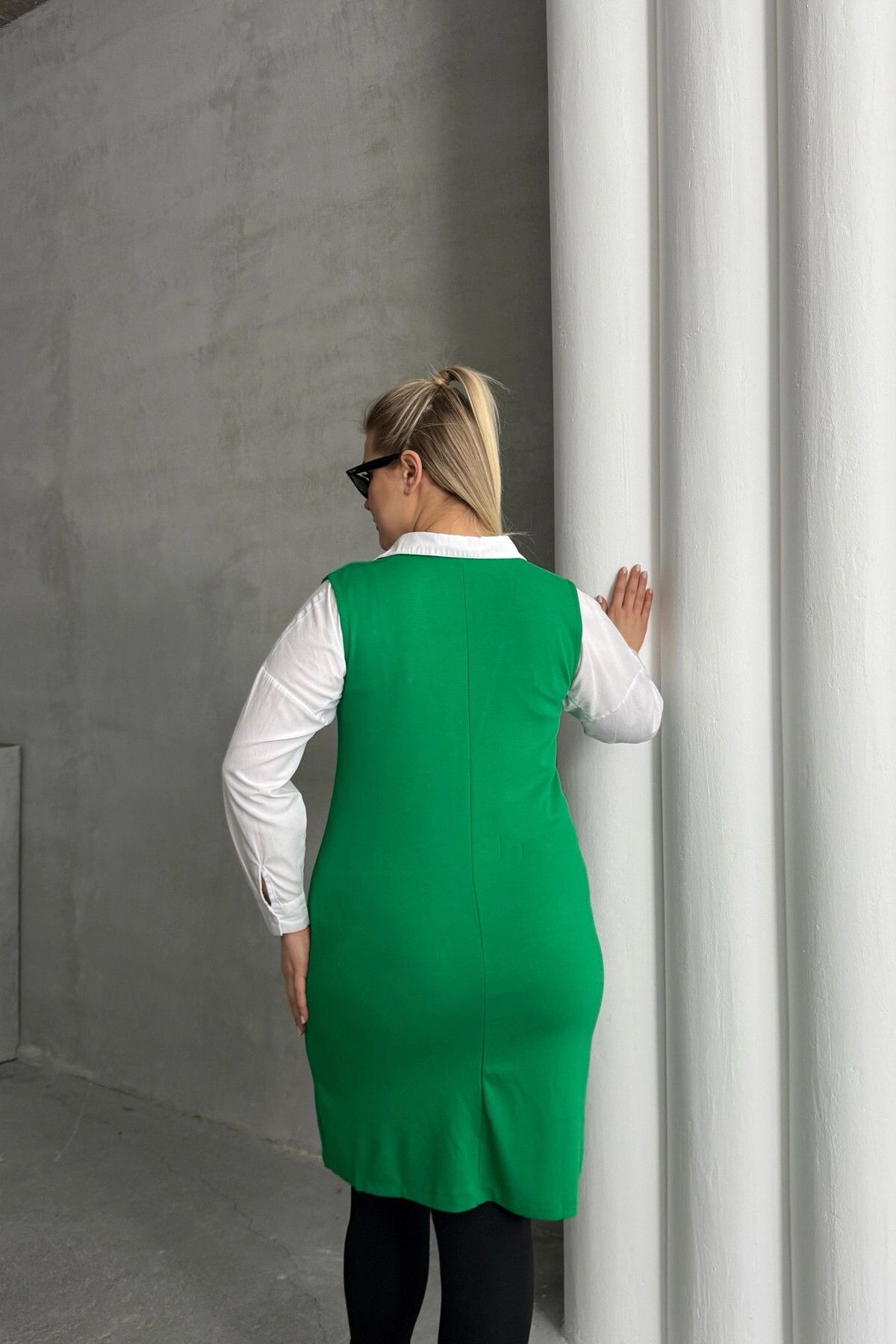 Büyük Beden Sıfır Kol Önü Düğmeli Cep Görünümlü Hırka 300860