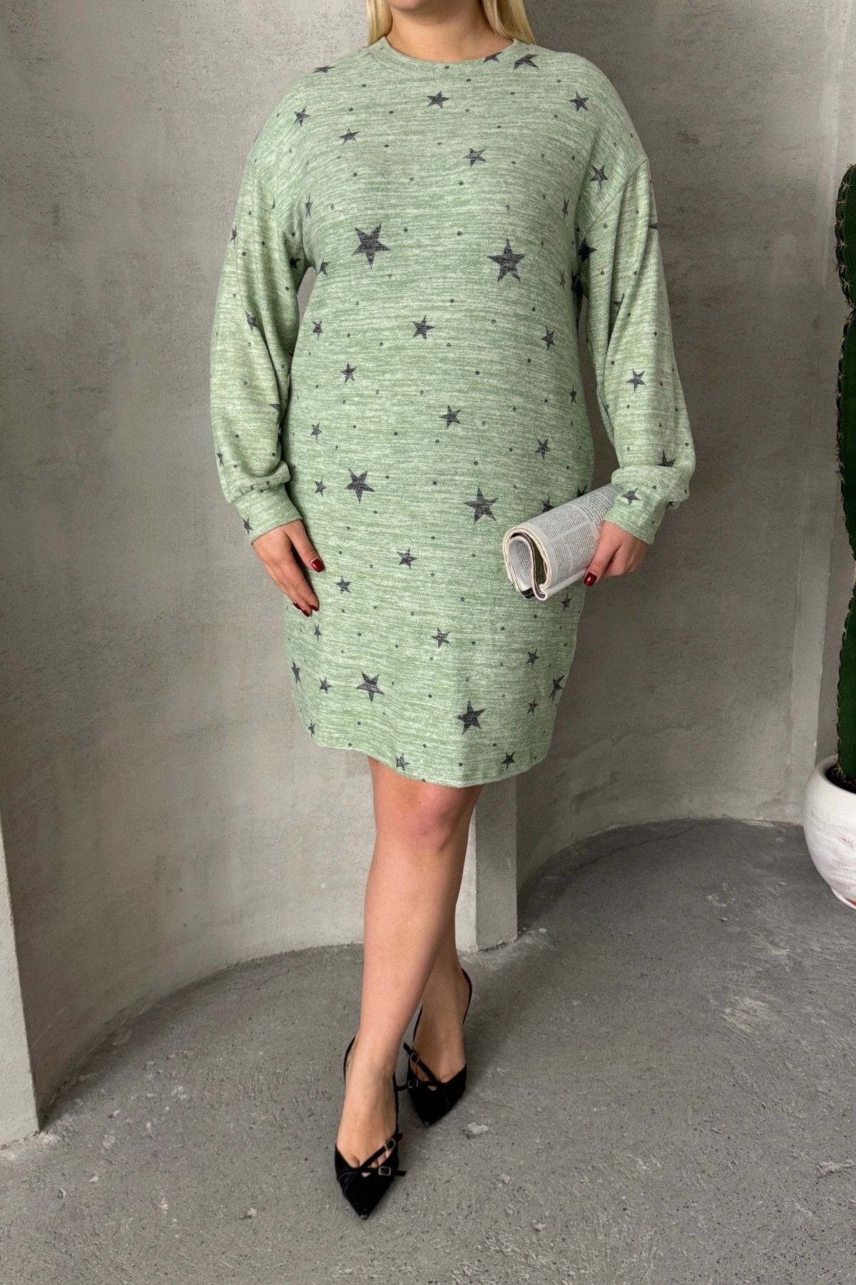 Büyük Beden Uzun Kollu Bisiklet Yaka Yıldız Desenli Esnek Elbise 84-158
